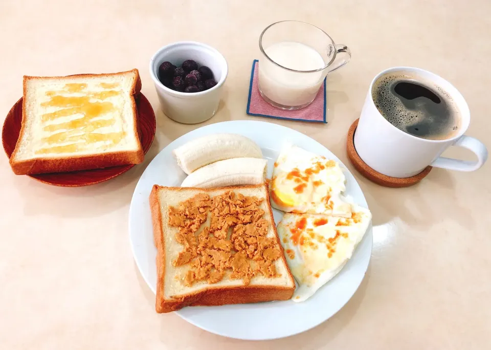 🥯日常の朝ごはん🍞 ダブルトーストver.|Rina (˶‾᷄ ⁻̫ ‾᷅˵)さん