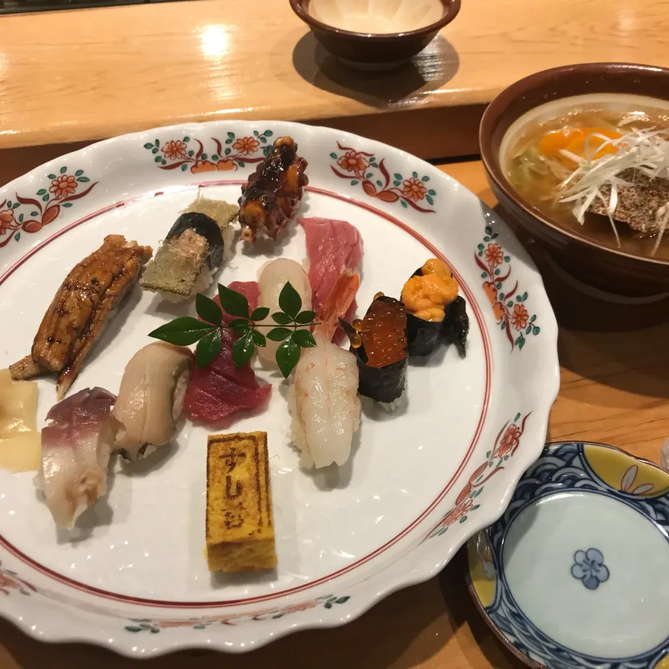 Snapdishの料理写真:すし哲♪|いくさん