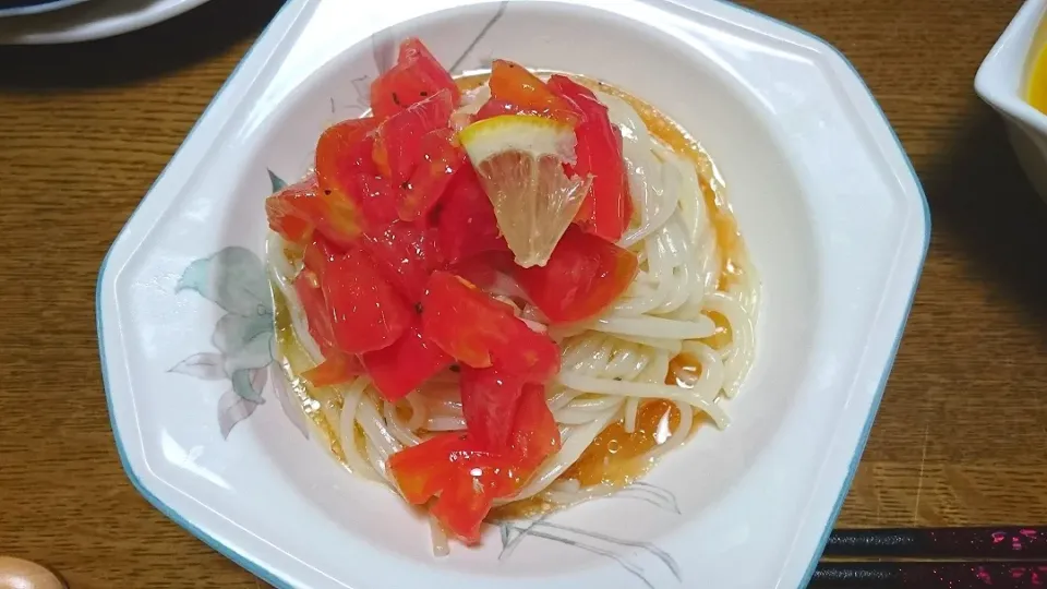 Snapdishの料理写真:半田めんで冷製トマトパスタ|Akiko Nakamotoさん