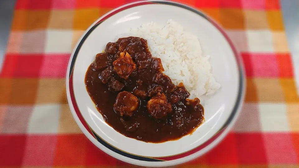 お茶の水、大勝軒監修揚げ焼売カレー|よっしー(=^ェ^=)さん