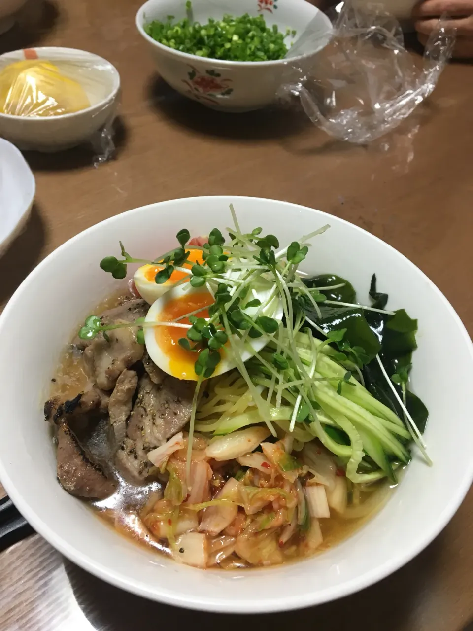 またまた冷やしラーメン。ちょっと冷やし中華寄せ。|ヨシヨシさん