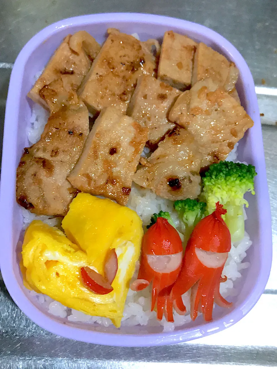 生姜焼き丼弁当♪|こーやさん