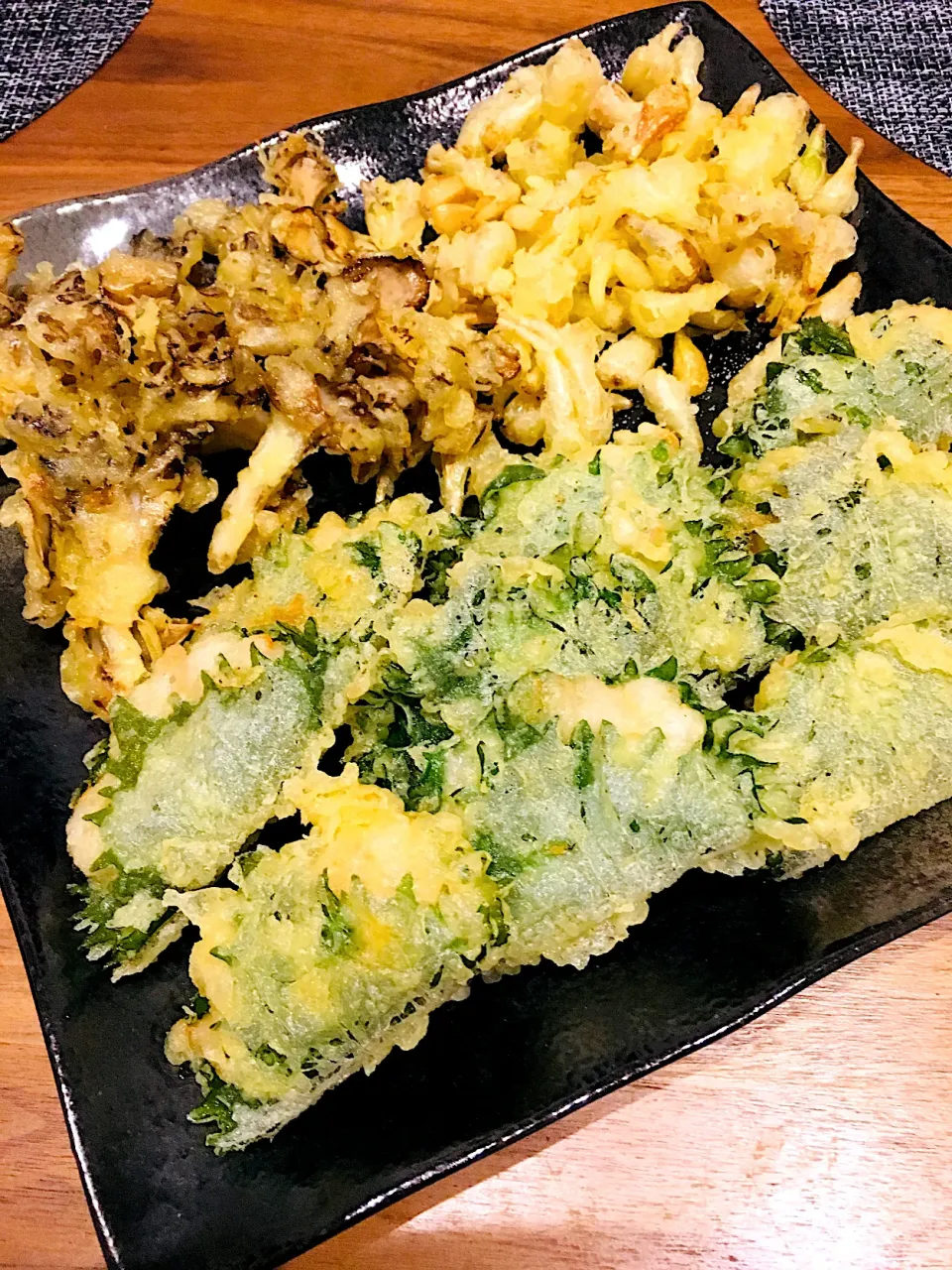 サミカさんの料理  カリッとふわっと😄ささ身とはんぺんの青じそ天ぷら  を、エビとはんぺんにアレンジ✨|ミッチ☆ママさん