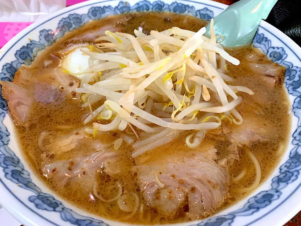 特製大盛りラーメン|ぶりっとさん