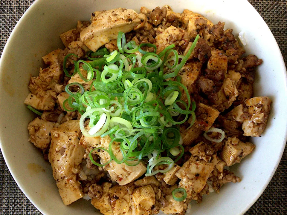 四川麻婆豆腐丼|ばーさんさん