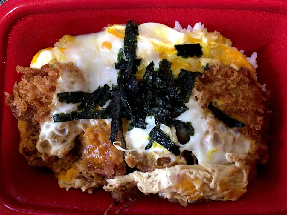 松乃家 ロースかつ丼|ばーさんさん