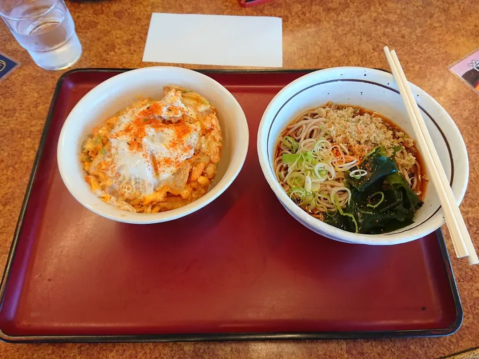 山田うどんのかき揚げ丼セット
行くとついついこれ頼んじゃうんだよなぁ🎵|三平さん