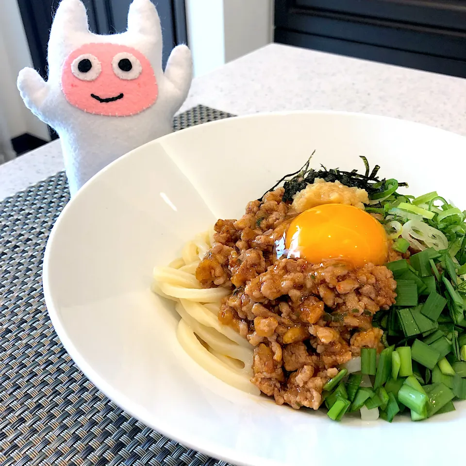 台湾混ぜそば風うどん あの名古屋めしが家で簡単に作れちゃう‼️YouTube「ギョニソのニックTV」|ヨッチャンさん