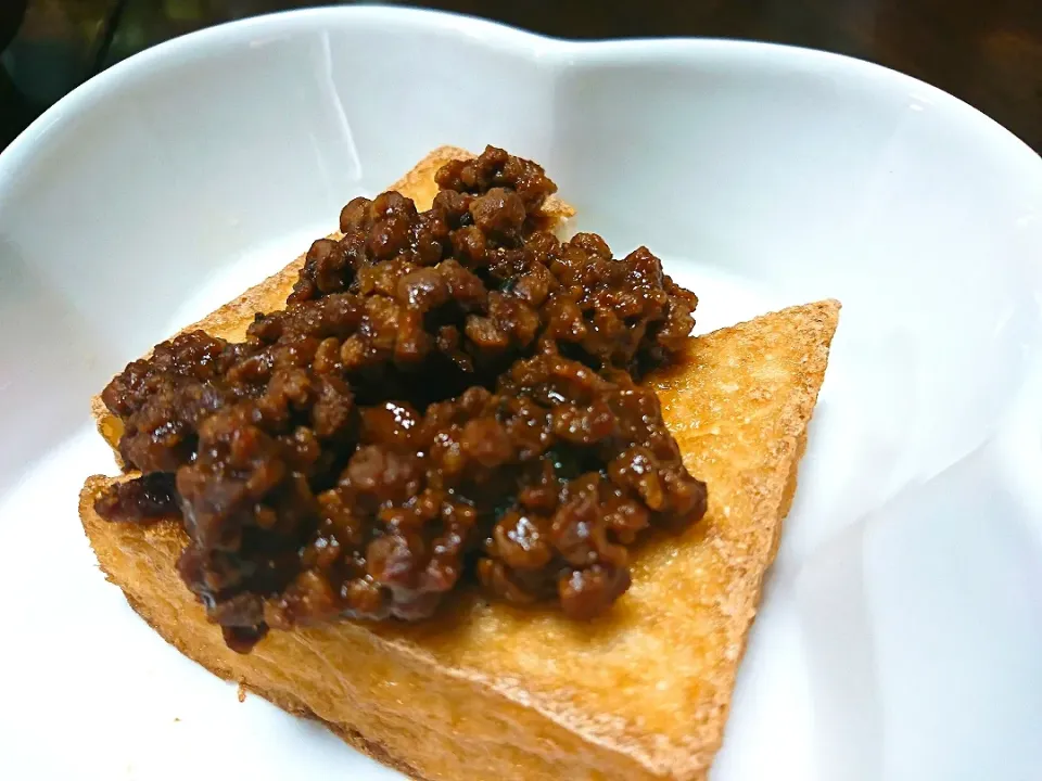 大豆のお肉で肉味噌厚揚げ🎵|hiroeさん