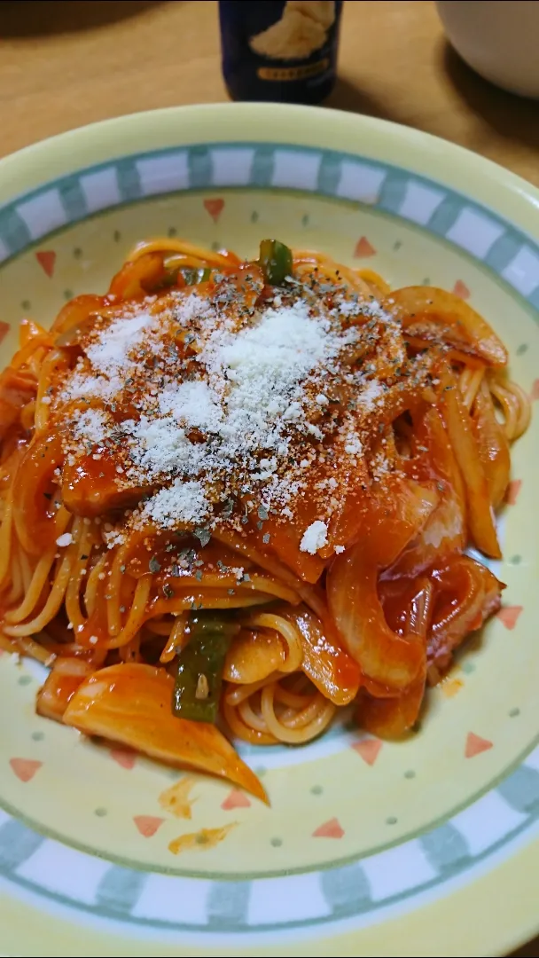 お昼はナポリタン🍝|しまだ ちえこさん