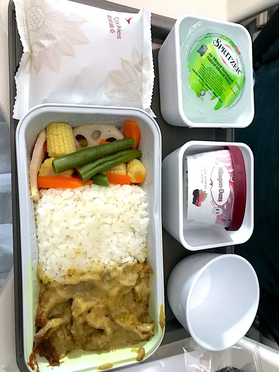 Snapdishの料理写真:Curry beef rice|Sky Blueさん