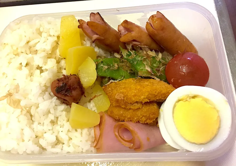 2019年8月11日
旦那さんのお弁当🍱👨‍✈️👷🏻‍♂️👨‍🔧🚊💪🏼✌️❤️💞|Kodomo Cookingさん