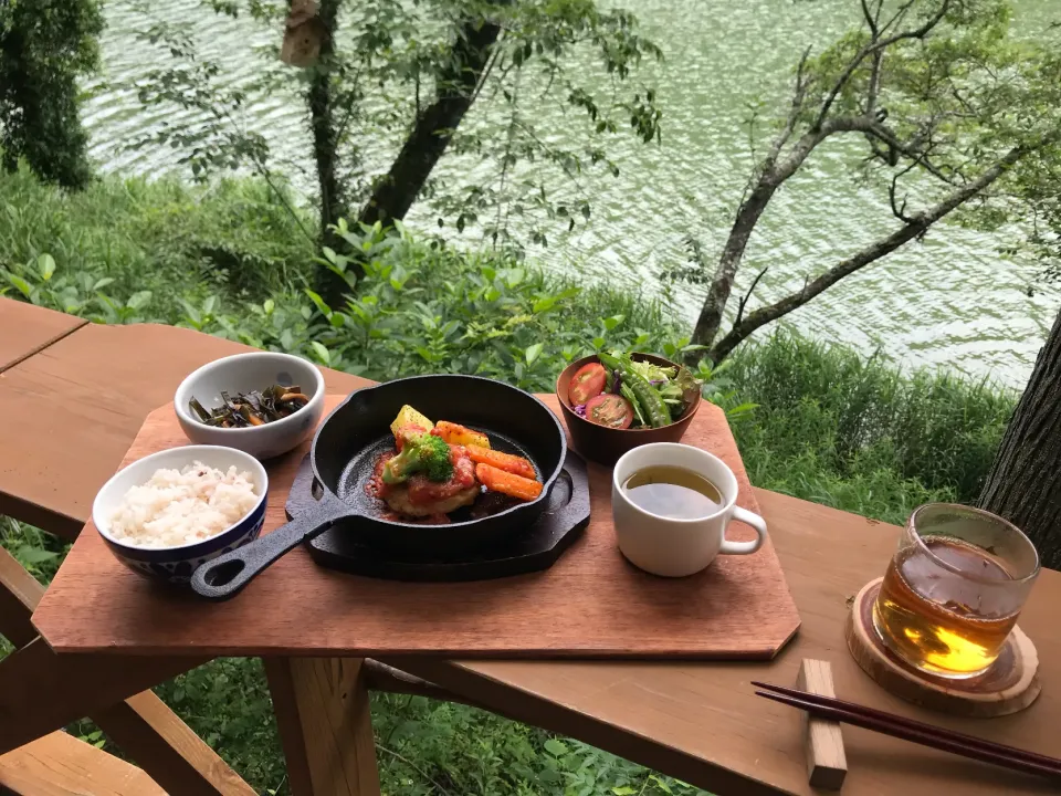 畑のお肉ランチ|岡原由紀路さん