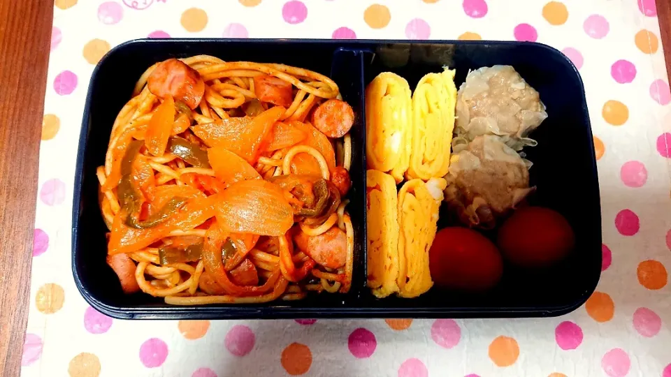 ナポリタン🎵卵焼き🎵旦那さんお弁当🎵😊|かおるcitronさん