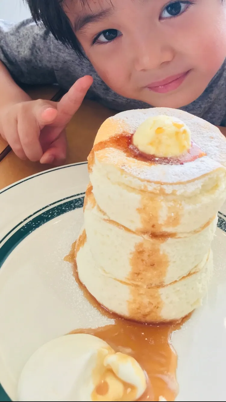 ふわふわのパンケーキ食べたい🥞|だまさん