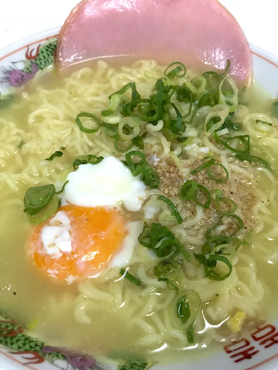 サッポロ一番塩ラーメン♫wwwww|Yoshihiro Andoさん