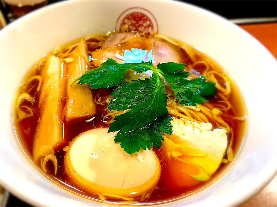 とうひちの醤油ラーメン|みなとさん