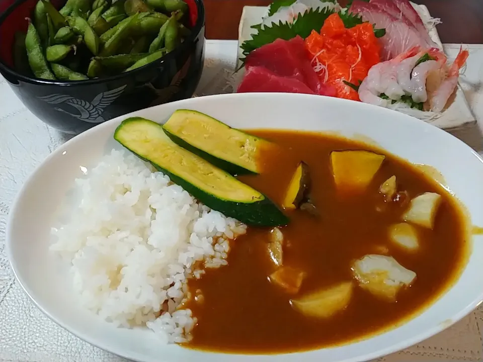 カレーと刺し身!|しんぎーさん