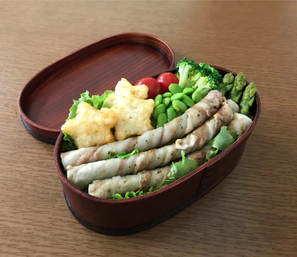 Snapdishの料理写真:アスパラ豚バラ肉巻き弁当☆|やまさんさん