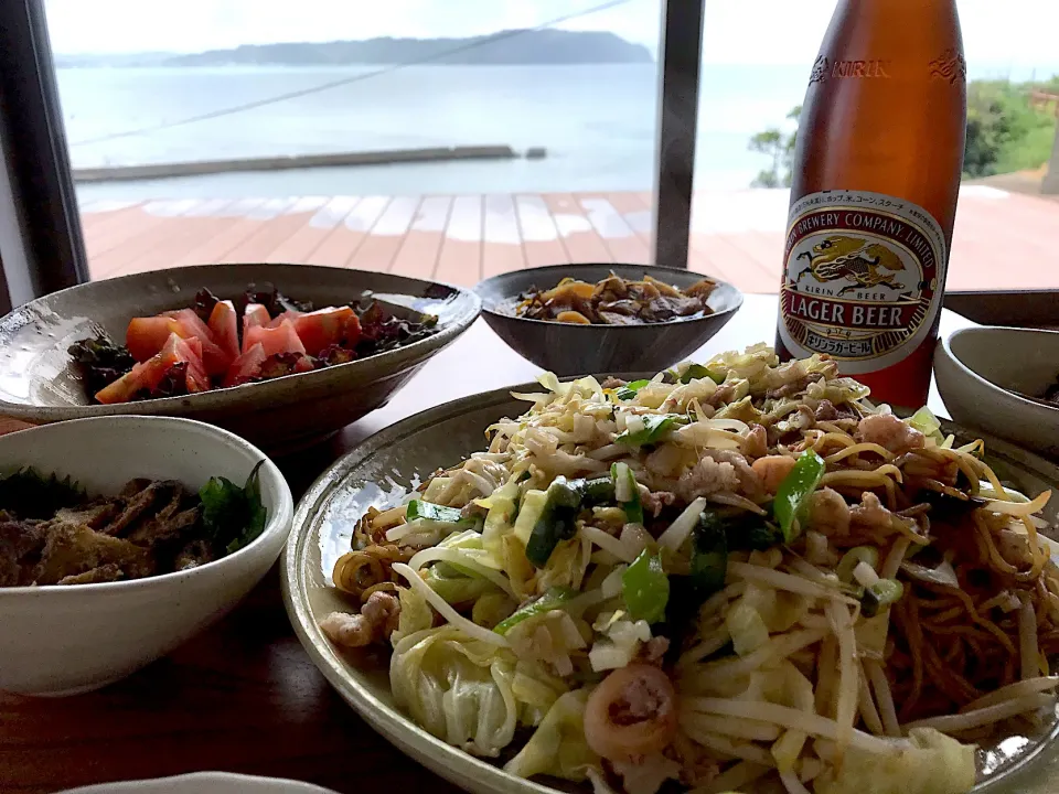 Snapdishの料理写真:2019.8.12 焼きそばランチ🍻🍻🍻|ゆみずさん