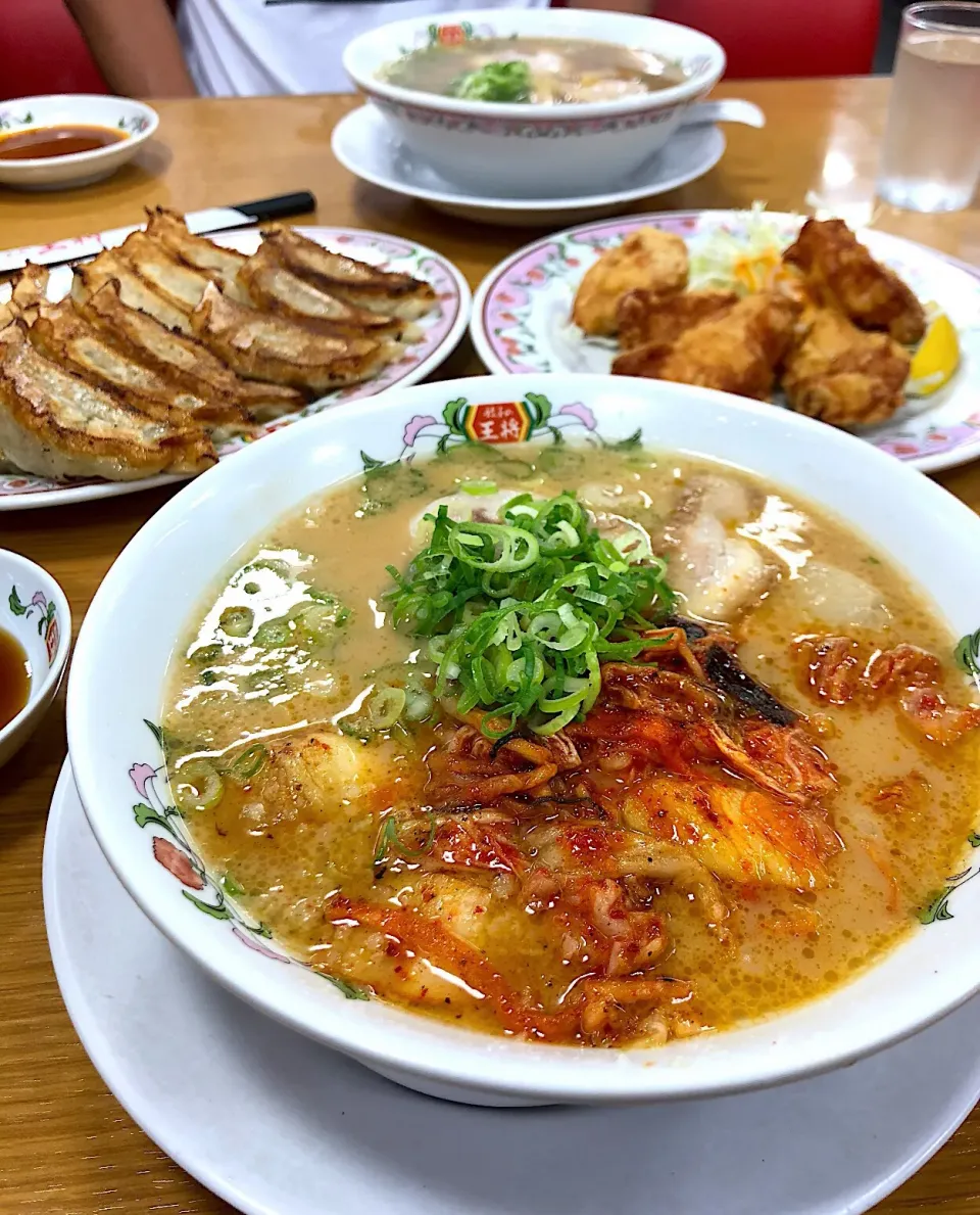 Snapdishの料理写真:王将🥟 キムチラーメン|ゆかりさん