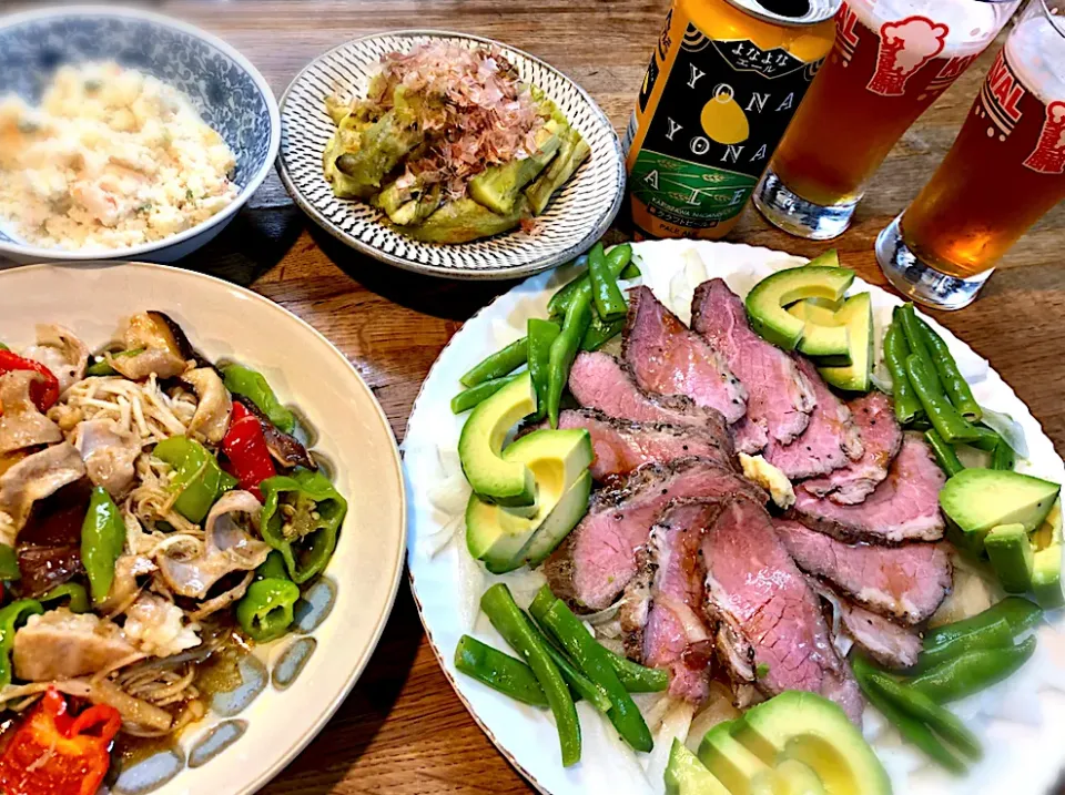 お盆なので^ - ^   ローストビーフ   ホルモンと野菜の炒め物   焼きなす|じゅんさんさん