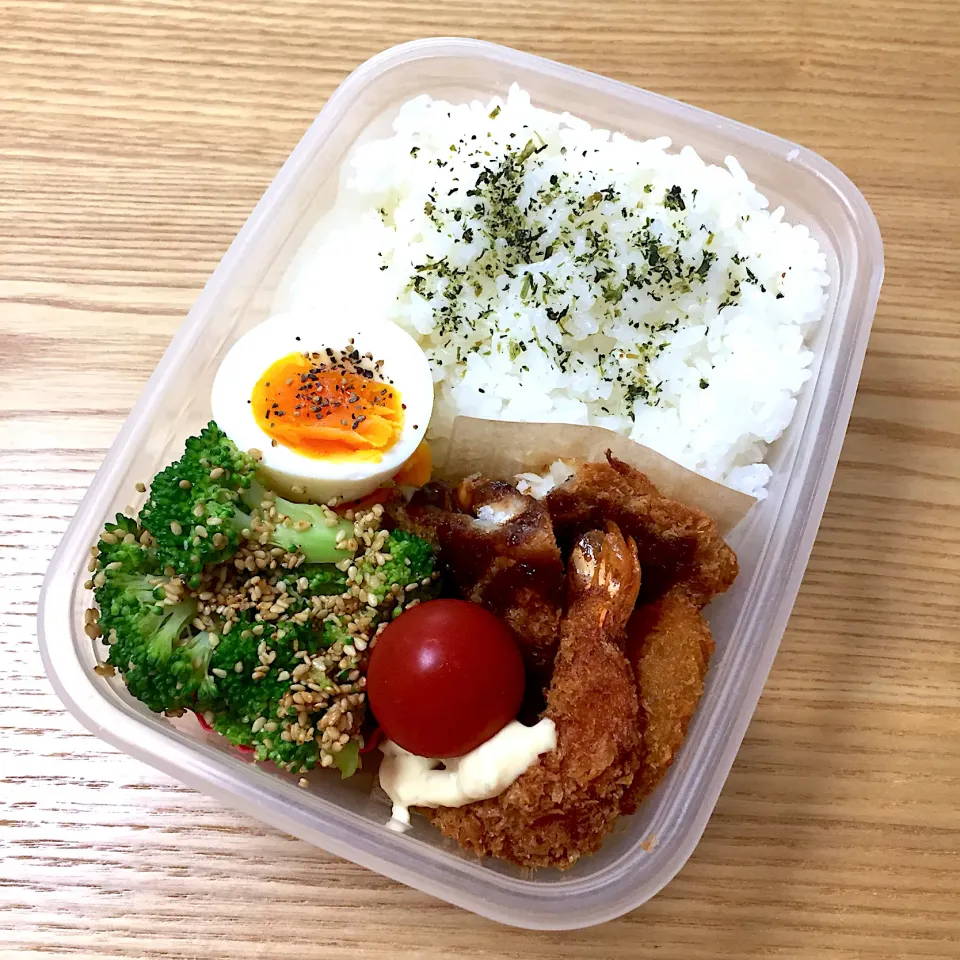 Snapdishの料理写真:水曜日の旦那さんのお弁当☺︎|むさけんさん