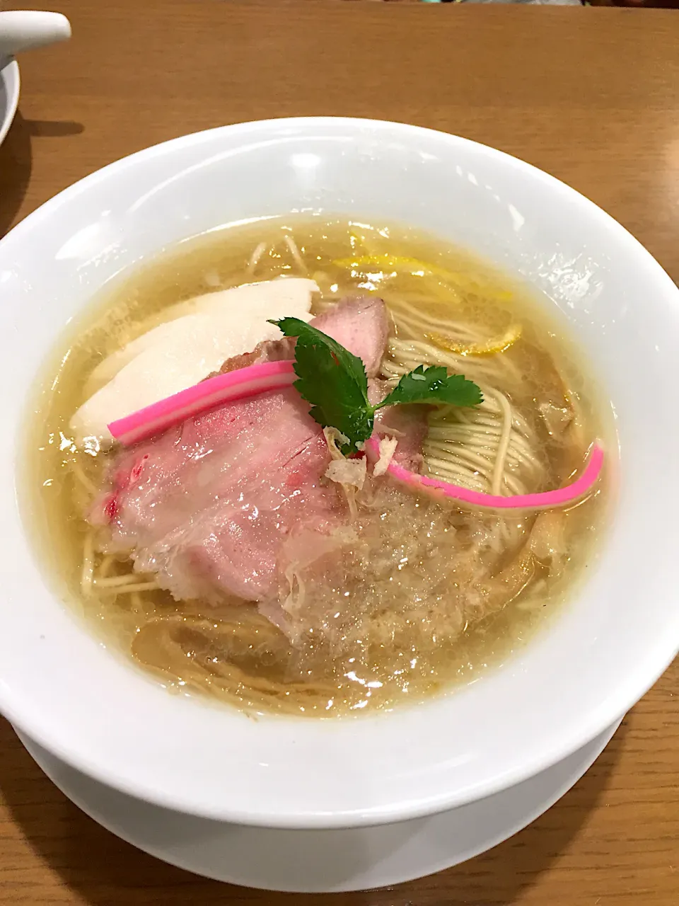 Snapdishの料理写真:鶏SOBA（塩）@むぎとオリーブ（さいたま新都心）|Kazuya Miyukiさん