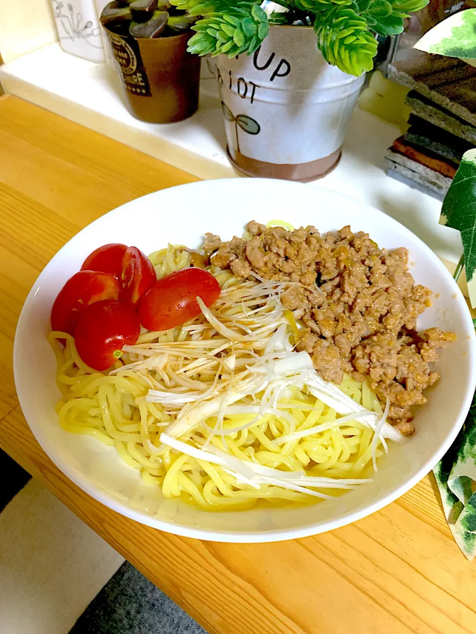 大豆のお肉☆肉味噌ゴマだれ麺|loveままさん