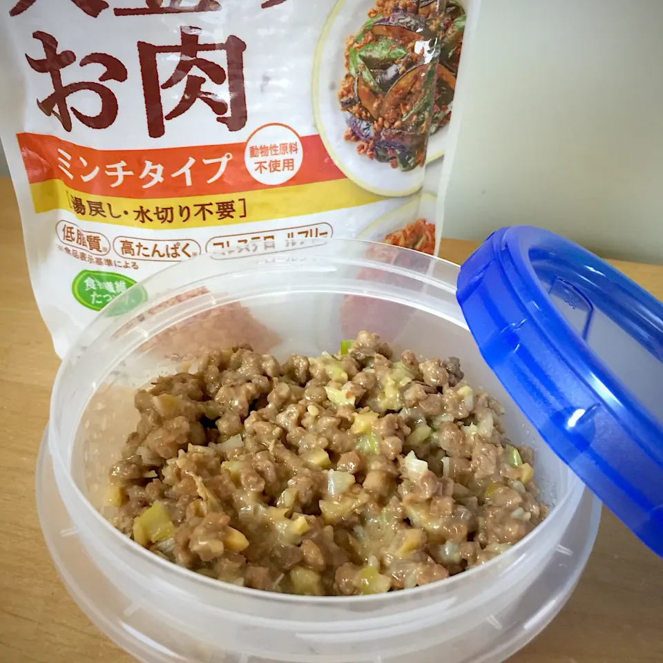 大豆のお肉で肉味噌|林とびぃさん