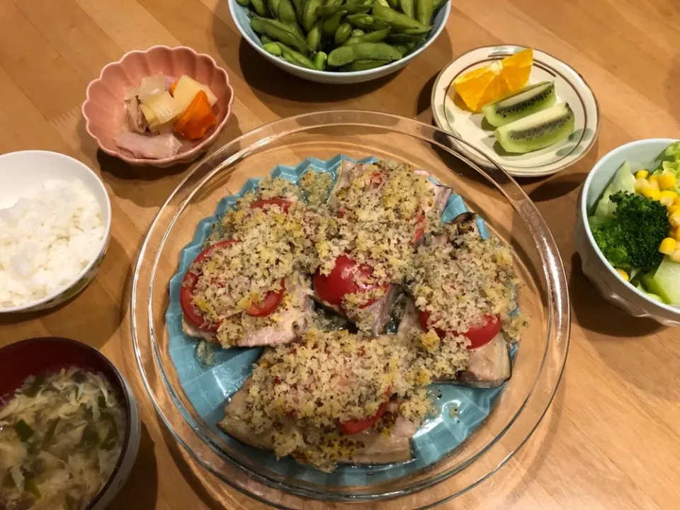 Snapdishの料理写真:サバの香草パン粉焼き☆|Natsuki Ishikawaさん