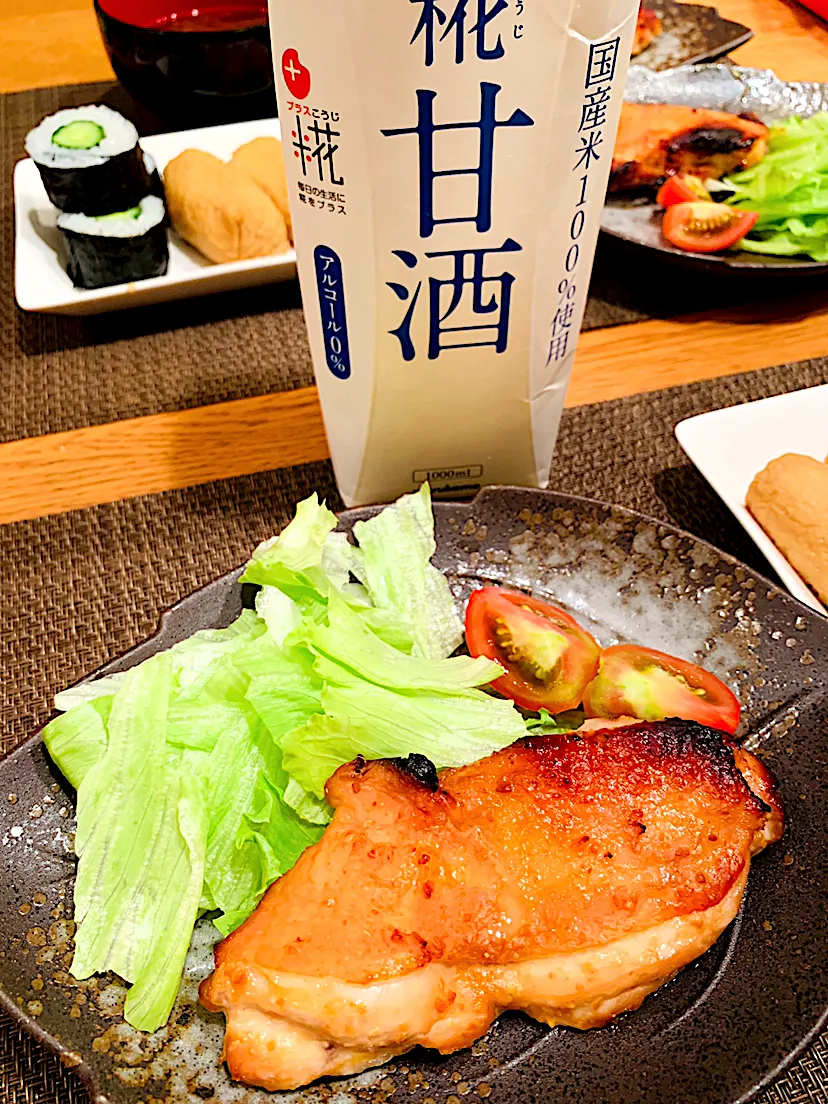 Snapdishの料理写真:鶏もも肉の甘酒味噌焼き|いちごさん