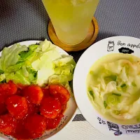 Snapdishの料理写真:エビチリ＆雲呑スープ♡|ぽんさん