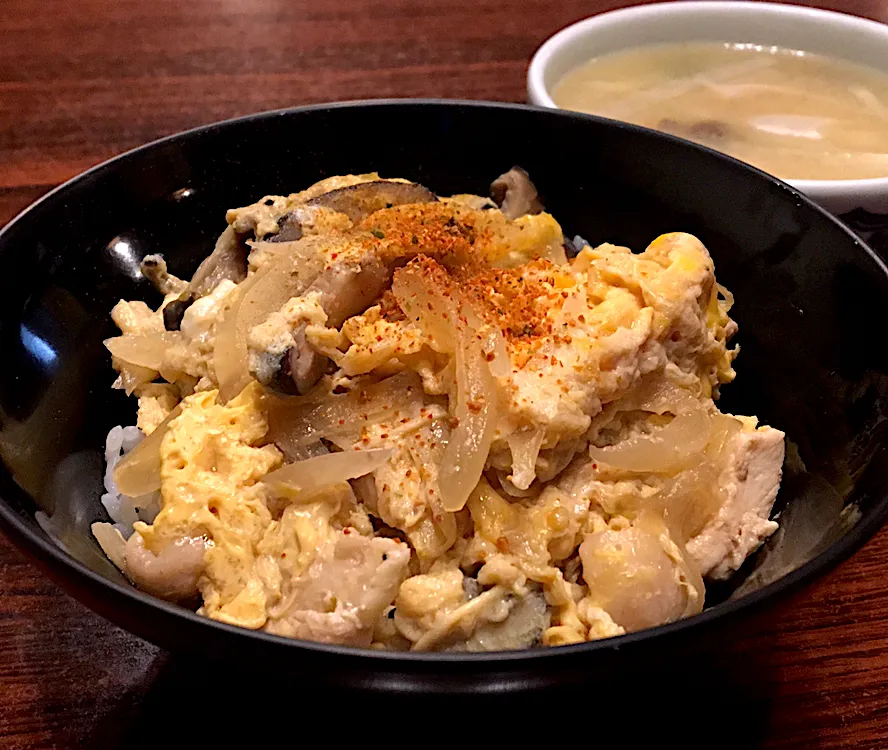 晩ごはん⭐️⭐️🔆                                             親子丼🐔🥚|ぽんたさん