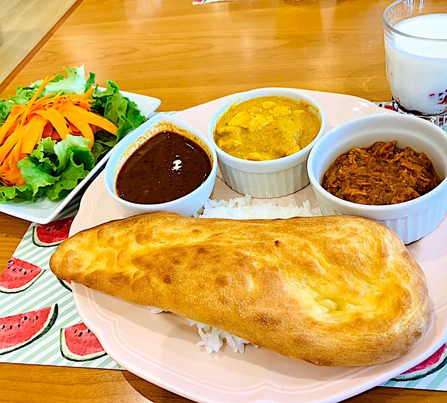 豆とバターチキン、ツナカレー|京子さん