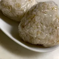 もち麦おにぎり 最近の朝ごはん| Akikoさん