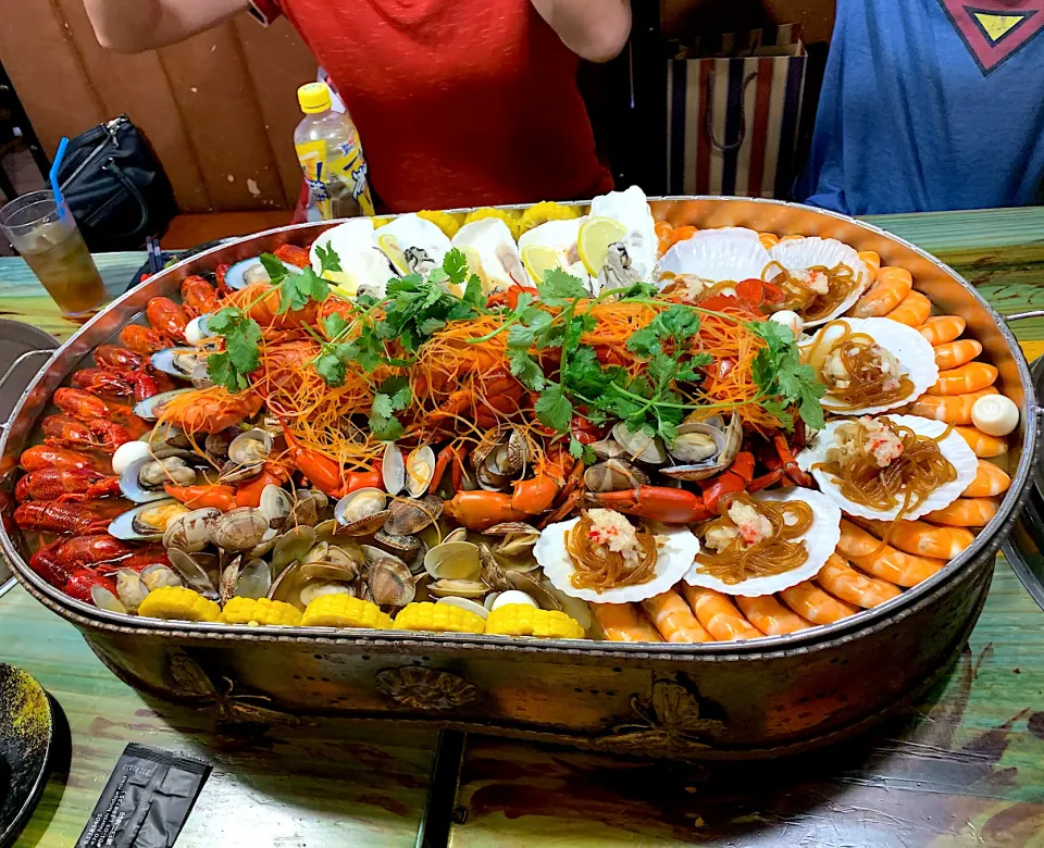 Giant seafood platter @ Jiu Gong Ge|Ong Sor Fernさん