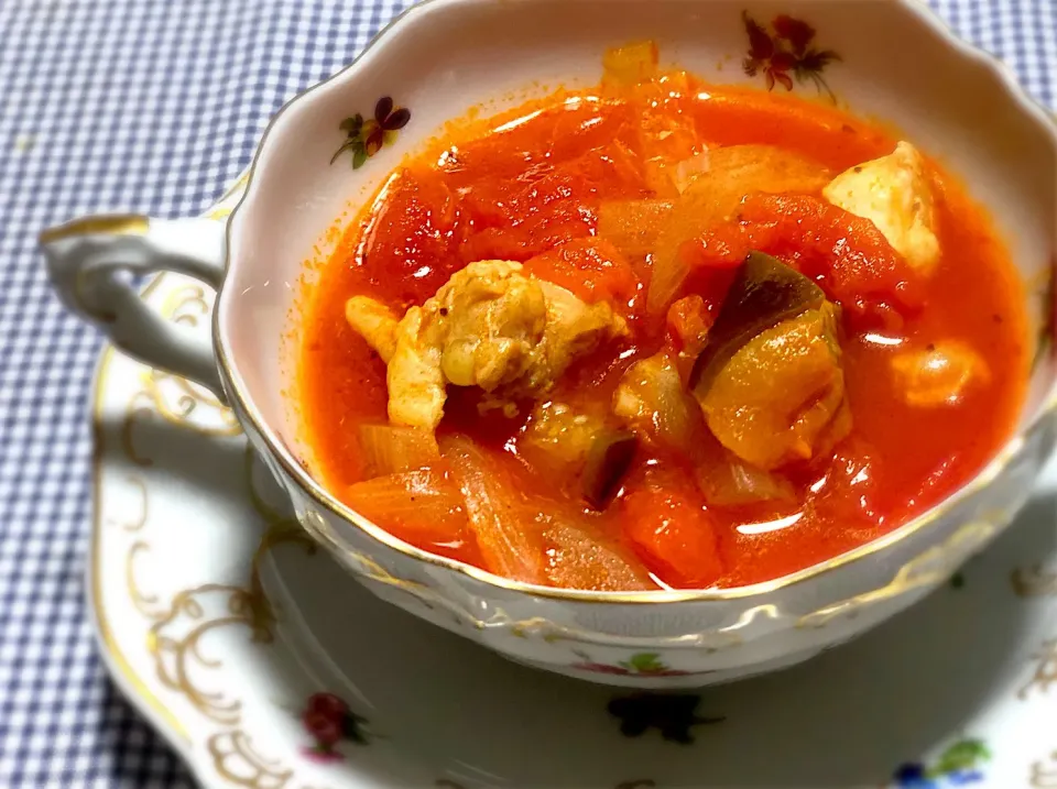 鶏とトマトのトマトジュースの煮込み|foochanさん