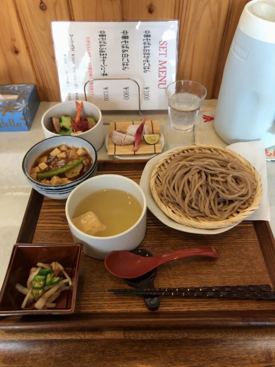 鱧と太刀魚出汁の冷やし塩そば 麻婆豆腐ごはん|めがさん