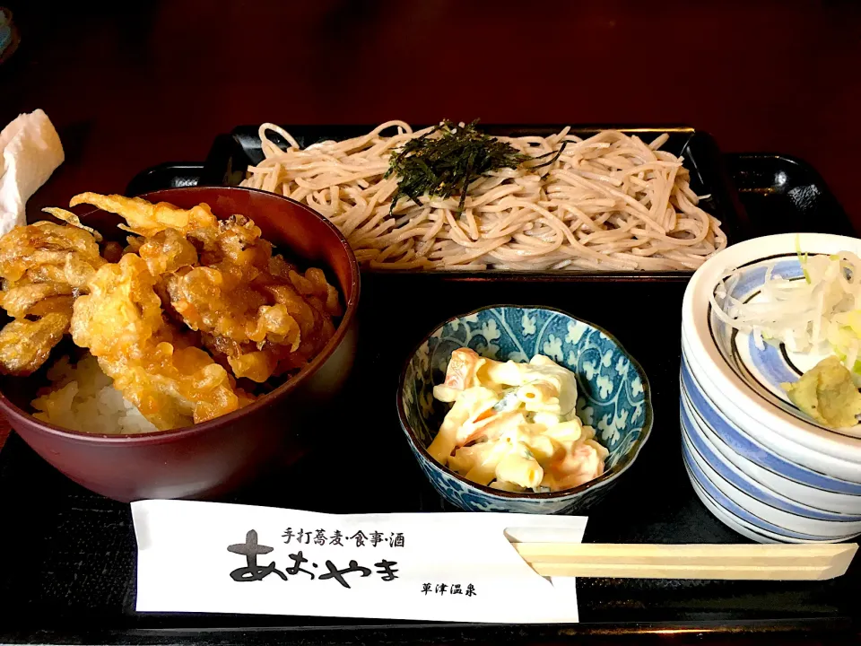 舞茸丼とざる蕎麦セット🥢|くっきいさん