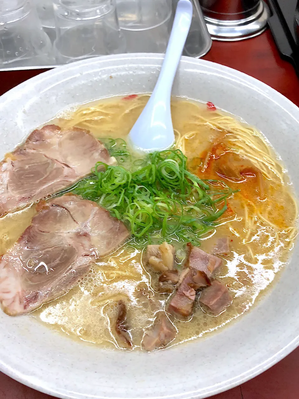 Snapdishの料理写真:長浜ラーメンみよし ラーメン|茜さん