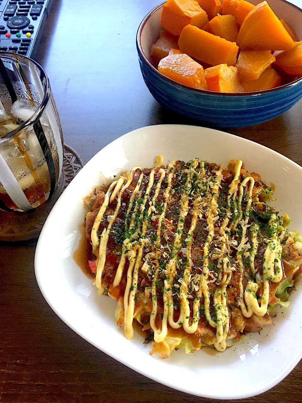 Snapdishの料理写真:お好み焼き🍴かぼちゃの煮物…余りもの|マックさん