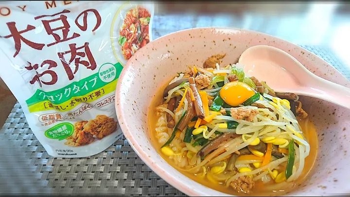 大豆のお肉
ユッケジャンクッパ🥘|bisenさん