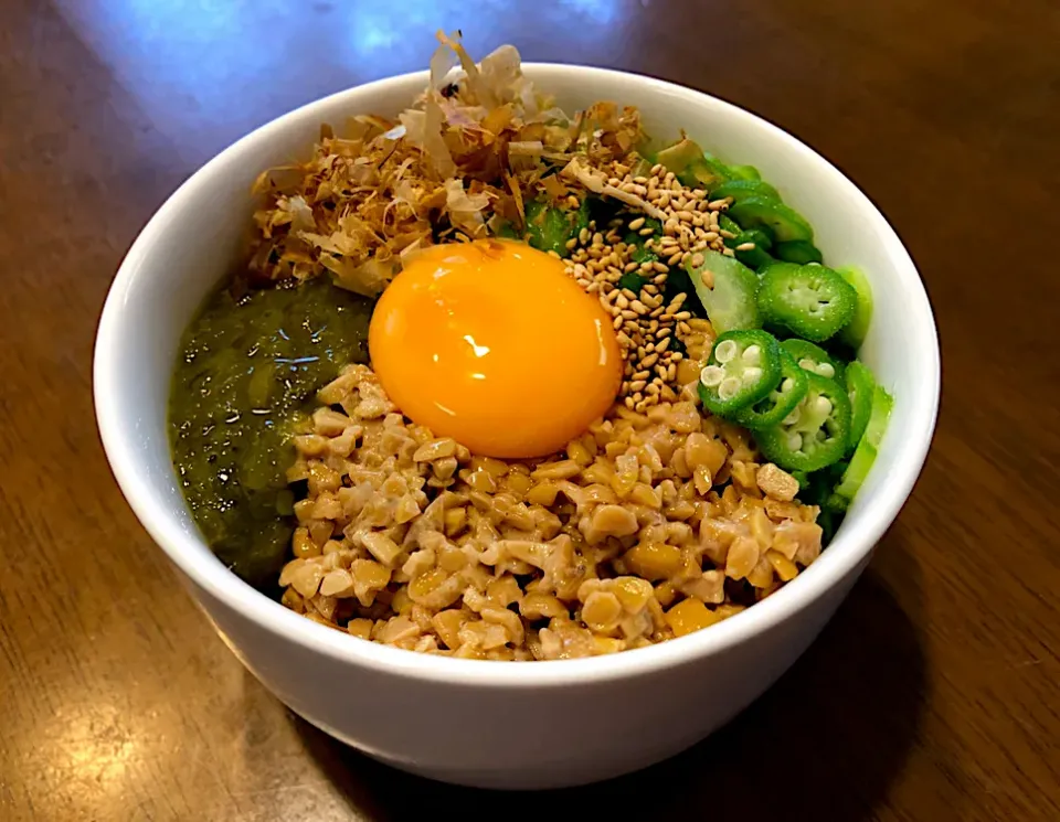 Snapdishの料理写真:猛暑の野球終わりに、ネバネバ丼☀️|いく❤️さん