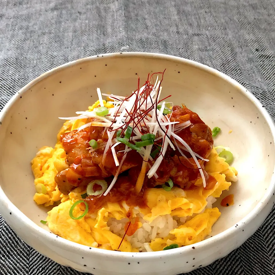 鶏チリ丼|あここさん