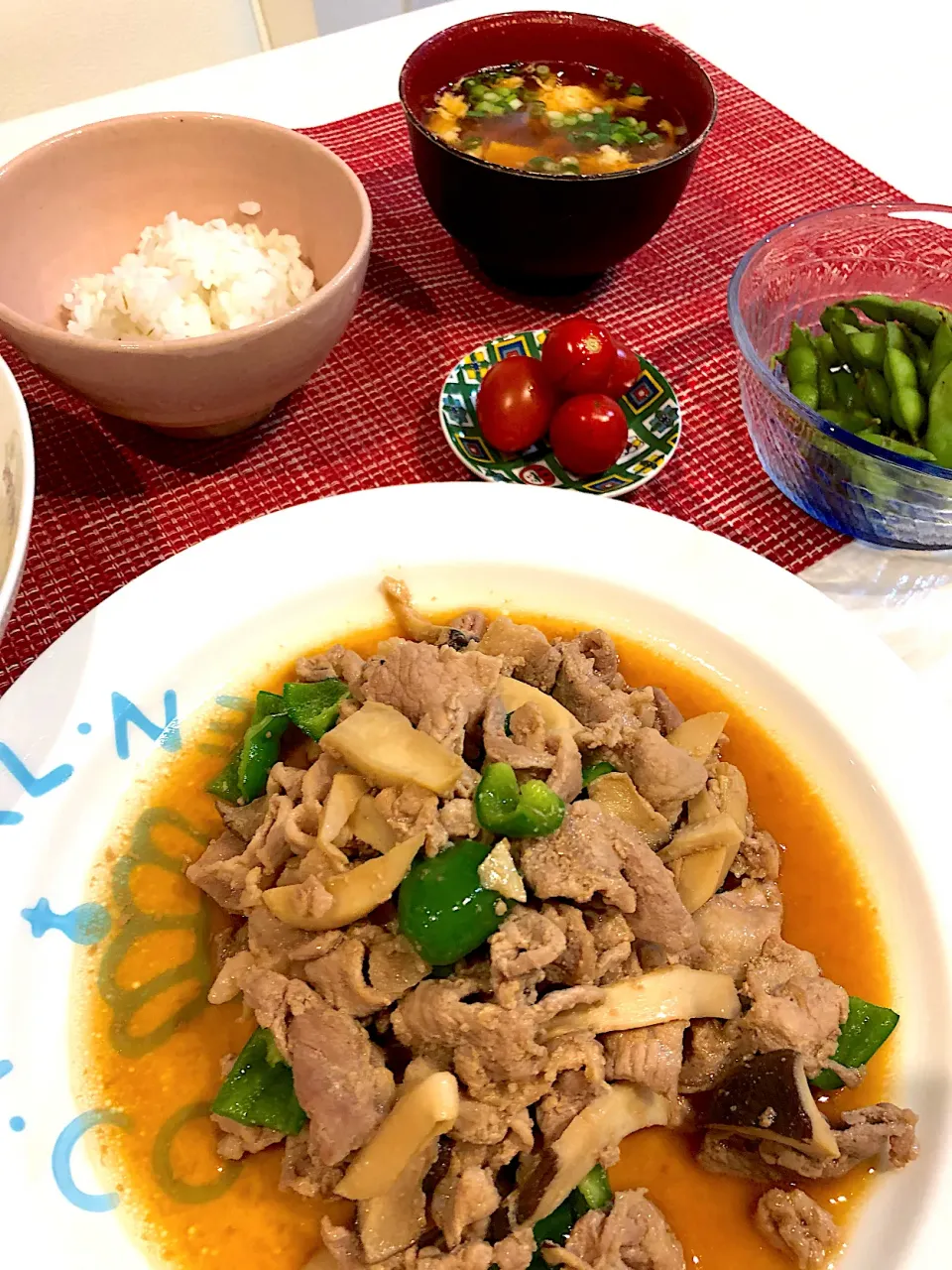 甘酒漬け豚肉の炒めもの  豆腐と卵のおつゆ  粉ふきいもジェノバ風味  自家製枝豆とミニトマト|キヨさん