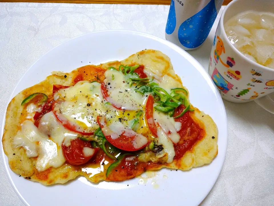 フライパン🍳でお家ピザ🍕|卯月さん