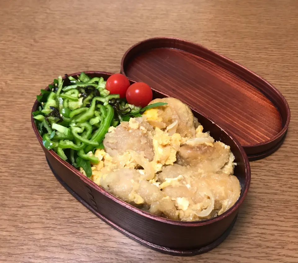 唐揚げ親子丼弁当☆|やまさんさん