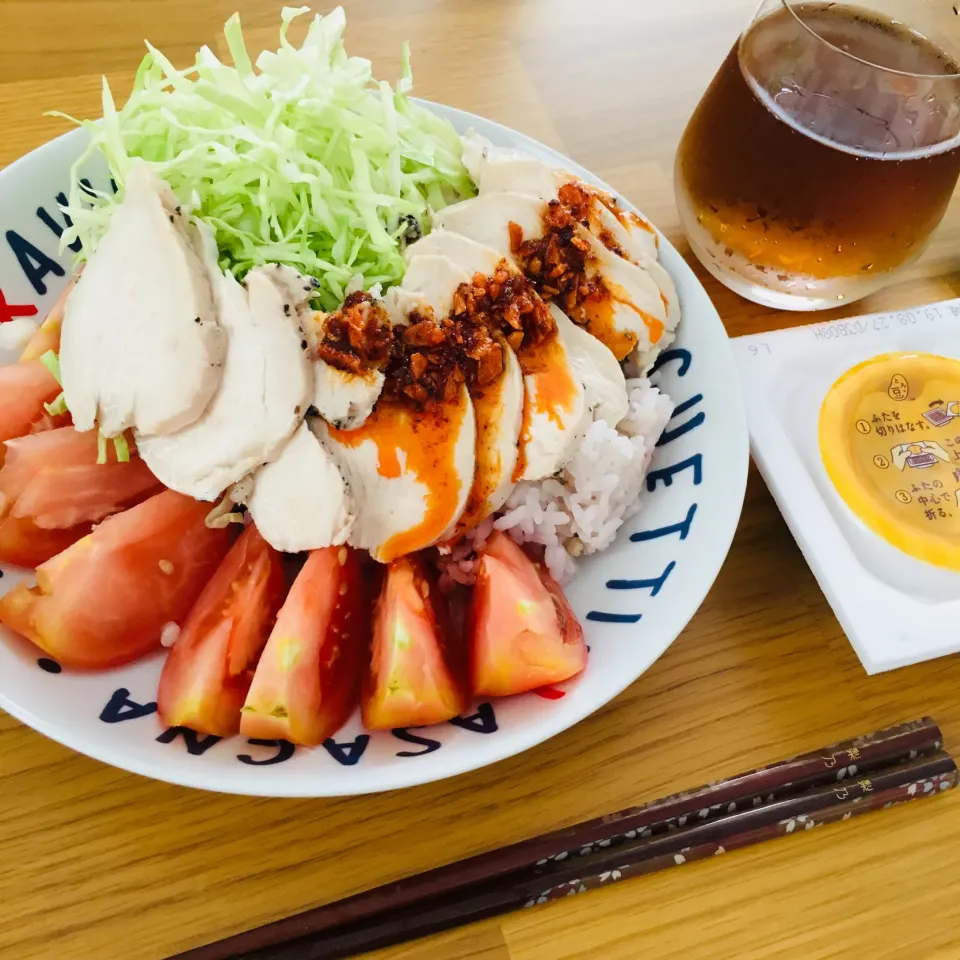 鶏ハム丼！食べるラー油乗っけ|りりさん