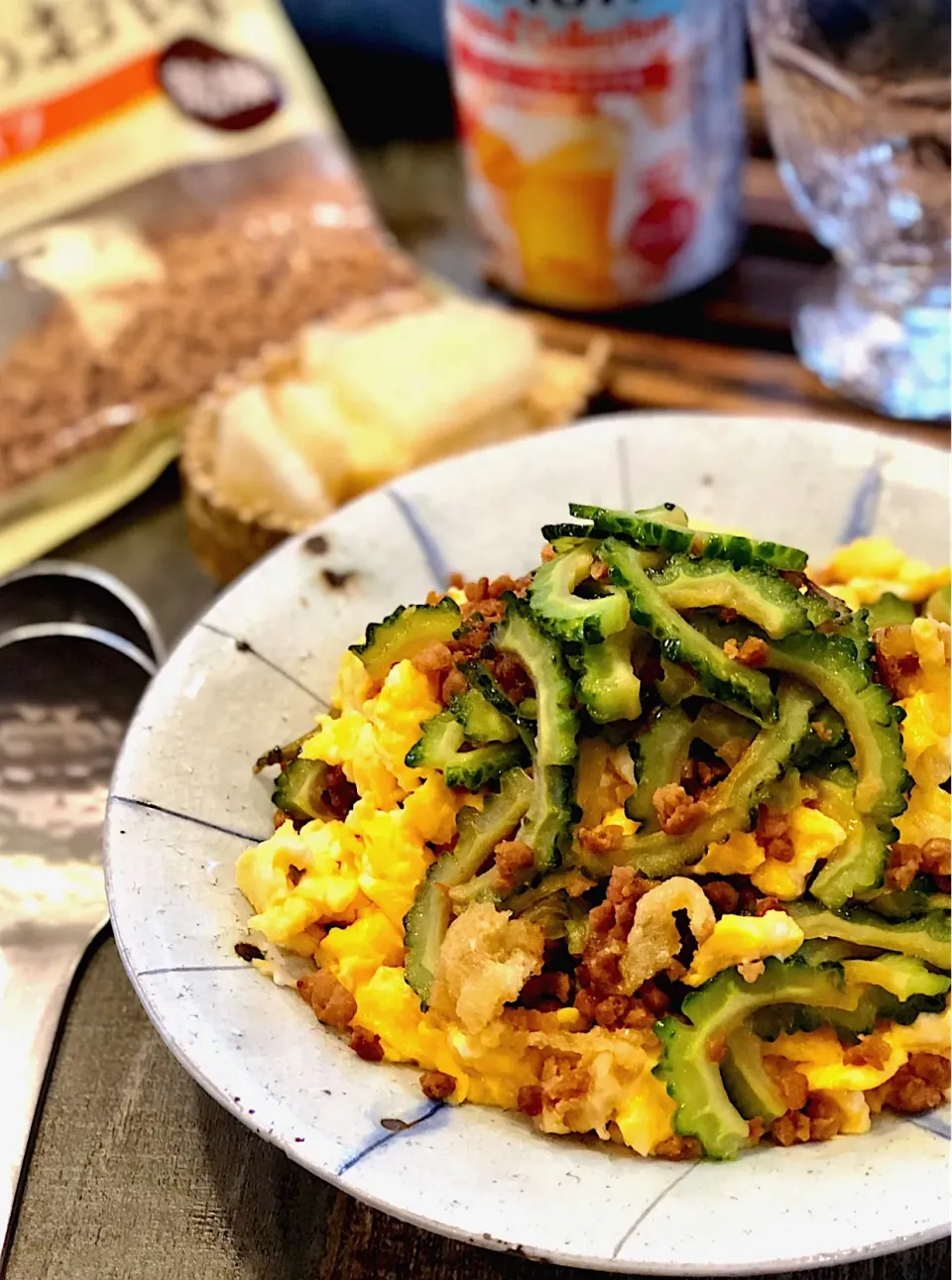 Snapdishの料理写真:大豆のお肉ミンチタイプ（乾燥）と松山揚げとふわふわ卵のゴーヤチャンプルー☀️|chiaki3（平川ちあき）さん